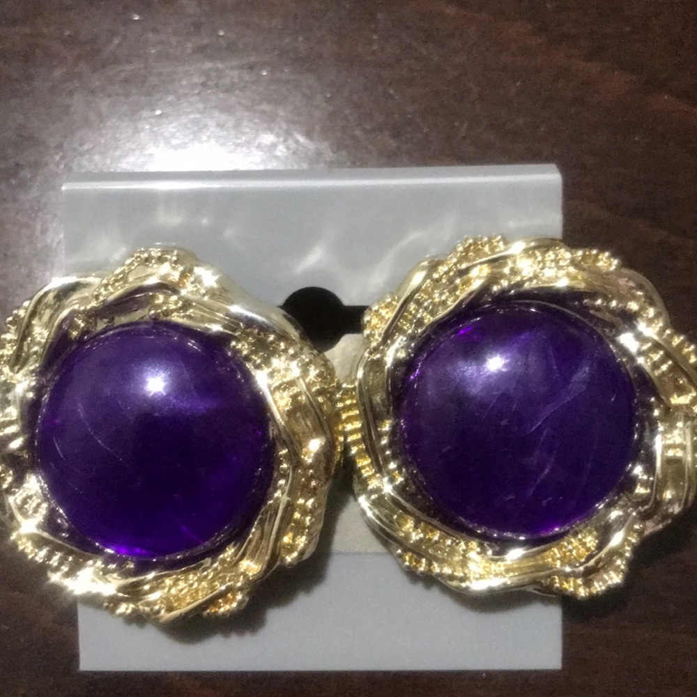 Vintage Purple Stone Earrings.